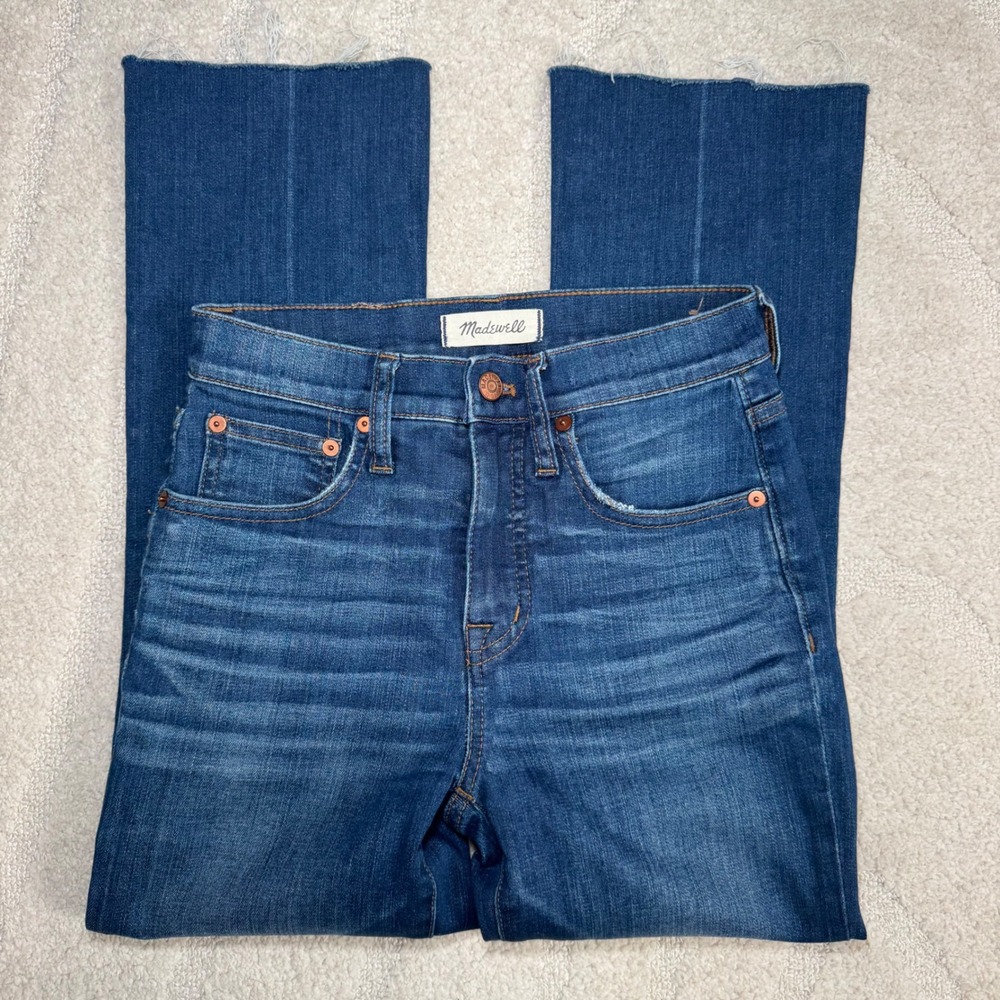 Madewell Cali Demi-Boot Jeans Size 24 Raw Hem Blue Wash High Rise Kick Flare